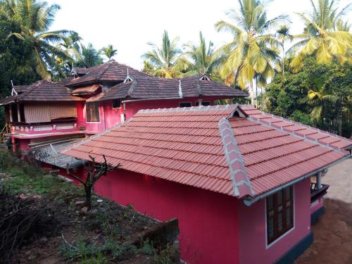 Spice Garden Farm House — 4-Star Luxury Hotel in Abu, India