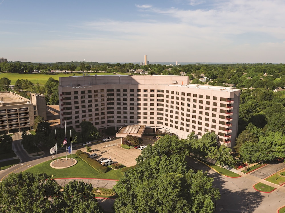 DoubleTree by Hilton Tulsa Warren Place - photo 80