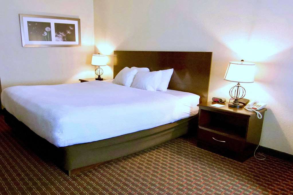 Ramada by Wyndham Tell City - photo 26