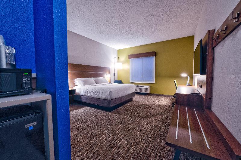 Holiday Inn Express Hotel & Suites Goshen by IHG - photo 50