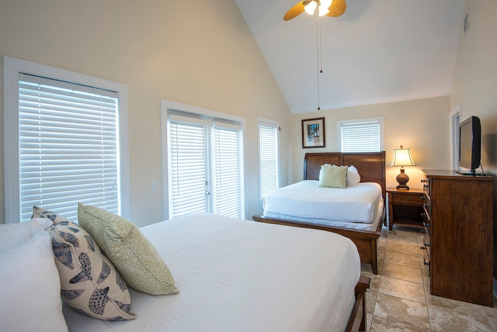 Villas At Hawks Cay Resort - photo 11