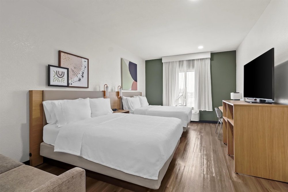 Spark By Hilton Houston Hobby Airport - photo 17