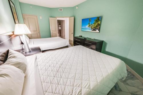 Oceanfront Retreat w Stunning Views Myrtle Beach - photo 17