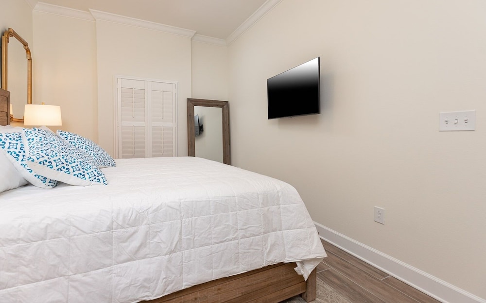 Phoenix Gulf Towers 1902 2 Bedroom Condo - photo 6
