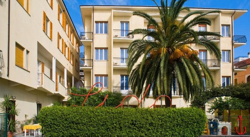 Hotel Lido — hotel in Pietra Ligure