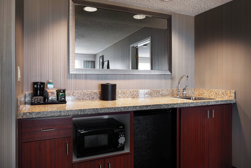 Courtyard by Marriott Novato Marin Sonoma - photo 28