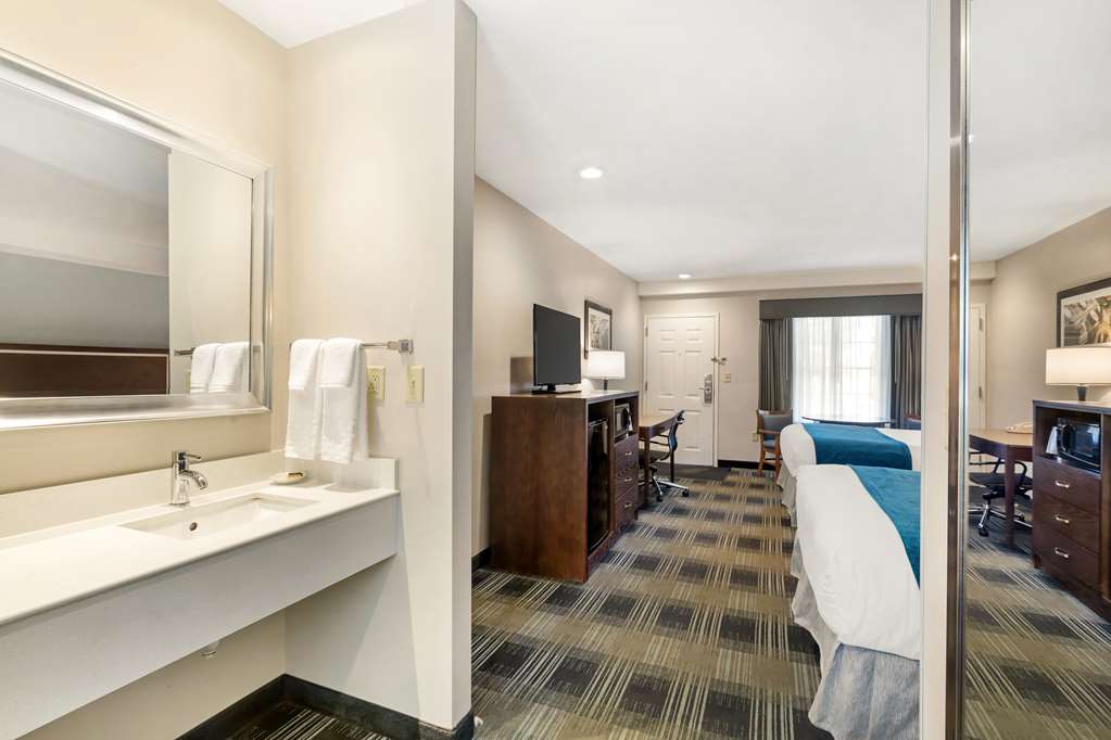 Best Western Plus Cold Spring - photo 12