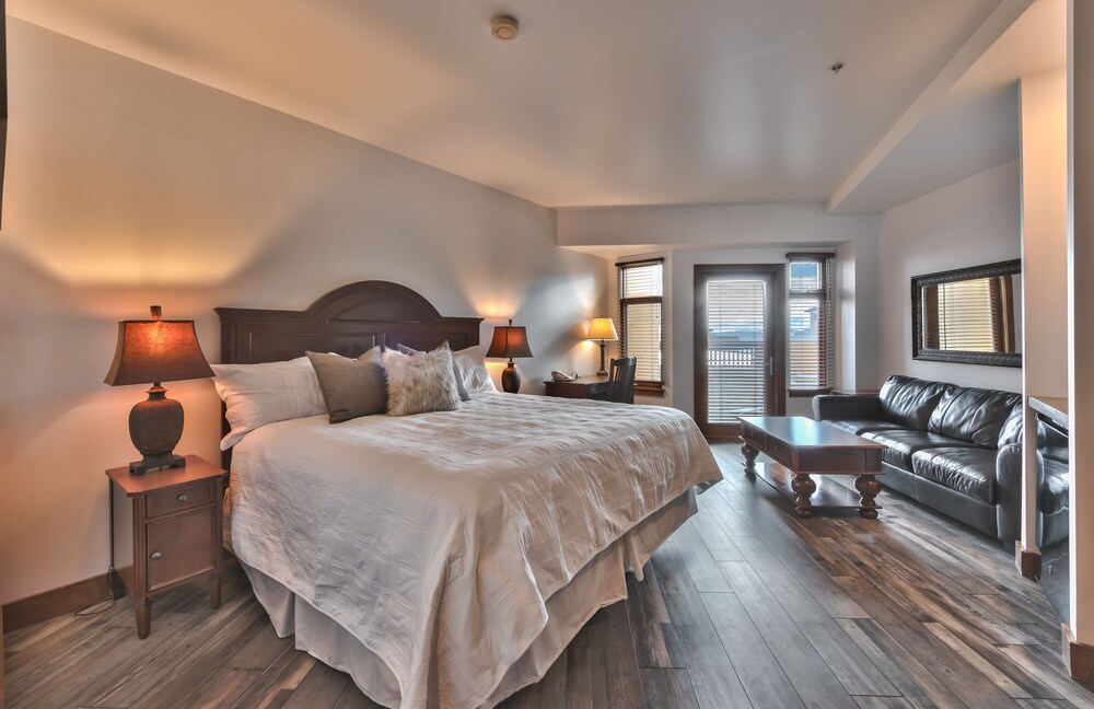 Sundial Lodge 1 Bedroom by Canyons Village Rentals — 4-Star Luxury Hotel in Bridgeport, United States