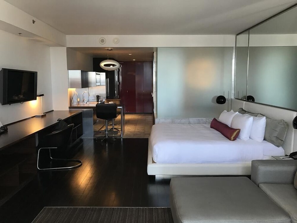 Jet Luxury at Palms Place - photo 6