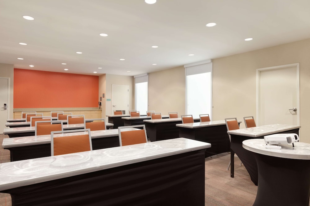 Home2 Suites by Hilton Seattle Airport - photo 26