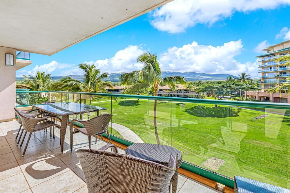 K B M Resorts Hkk 306 Chic 2bd Upgraded Steps Away From Resort Pools Beach and Spa - photo 21