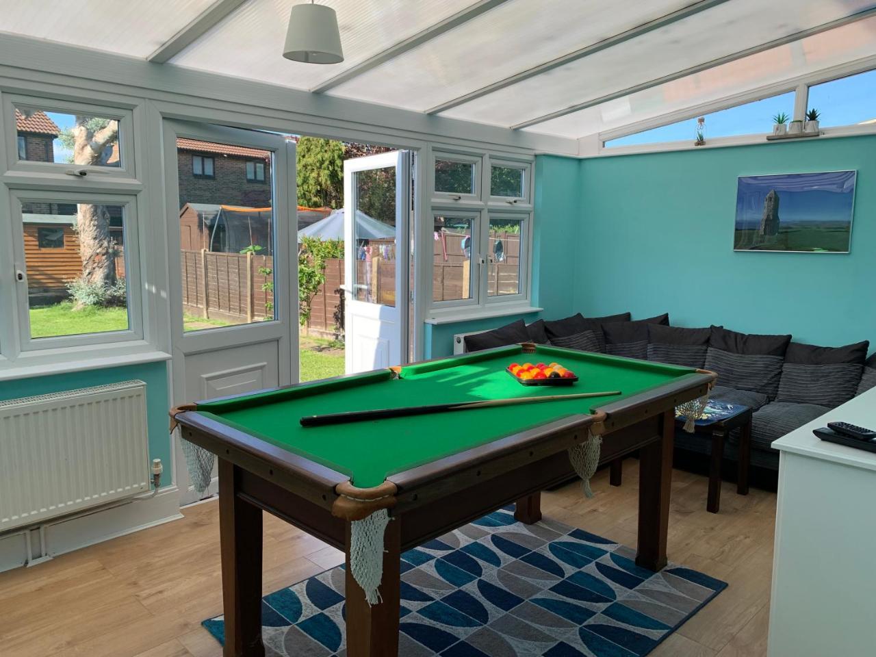 Michaelmas Cottage — 4-Star Luxury Hotel in Freshwater, United Kingdom