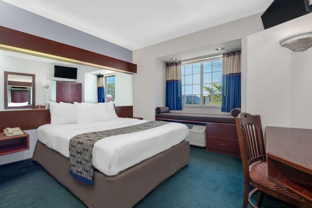 Microtel Inn & Suites by Wyndham London - photo 10