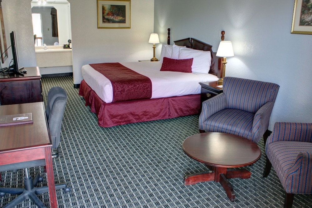 Baymont by Wyndham Grand Junction - photo 21