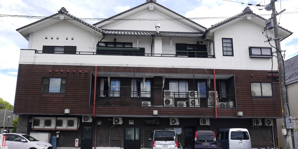 Station Business Hotel Tenshukaku Hitoyoshi — hotel in Hitoyoshi