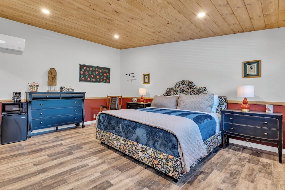 Idyllwild Inn - photo 116