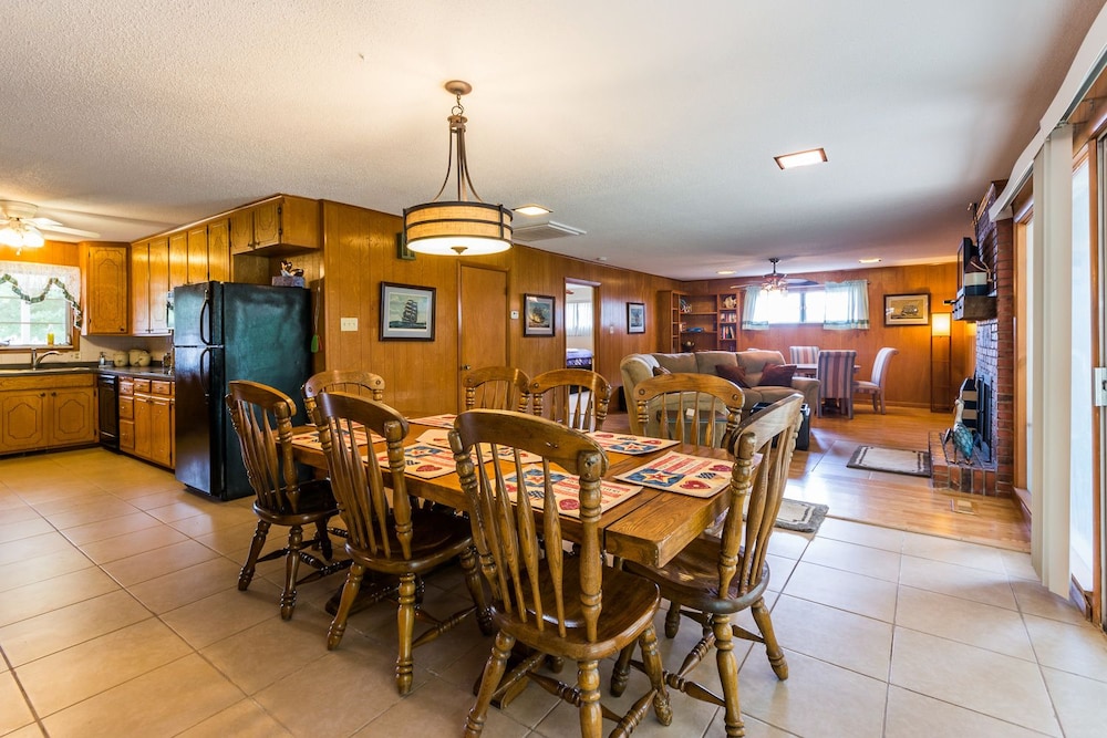Lake Texoma Lodge and Resort - photo 25