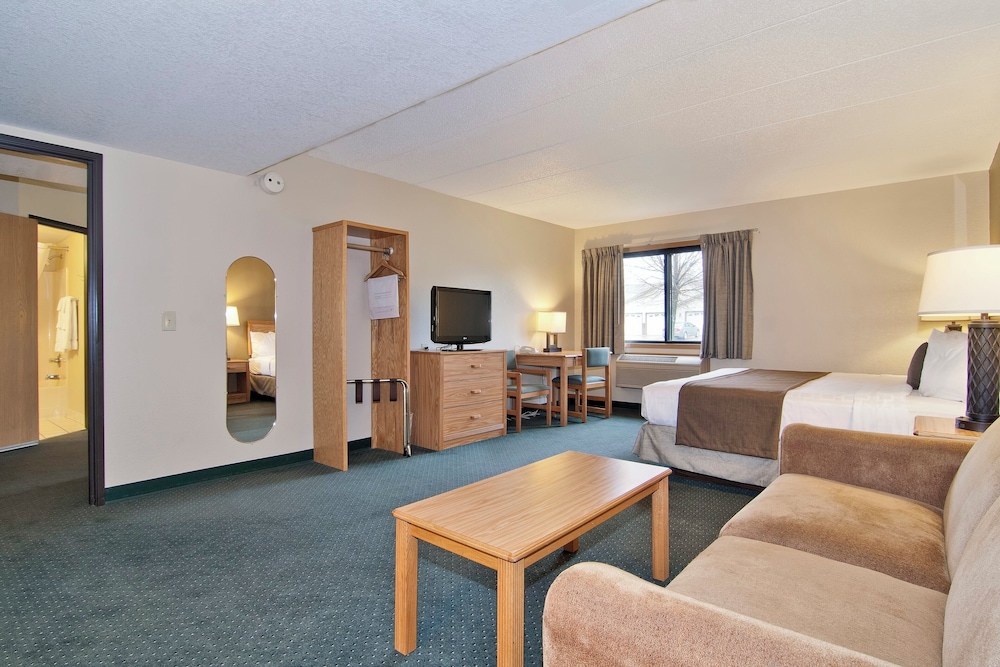 Boarders Inn & Suites by Cobblestone Hotels Faribault - photo 43