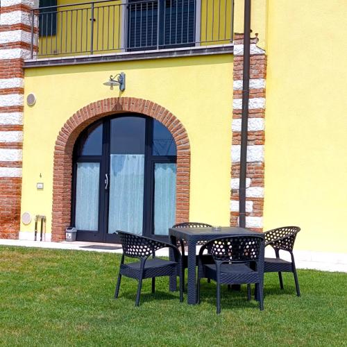 La Crosona — 4-Star Luxury Hotel in Lazise, Italy