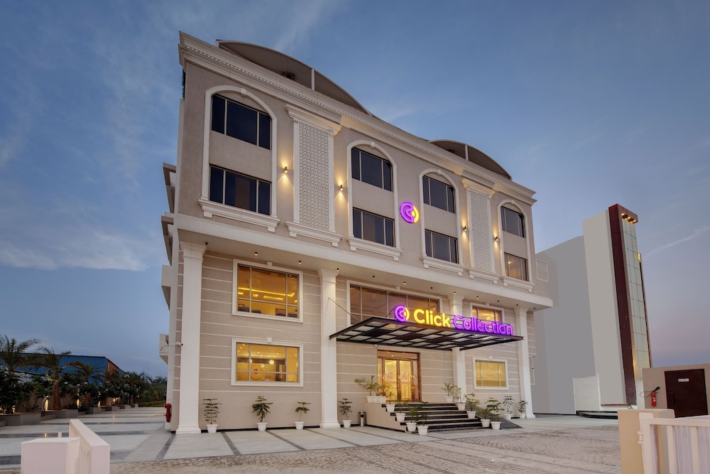 Click Collection Grand Gateway Varanasi in Varanasi, India