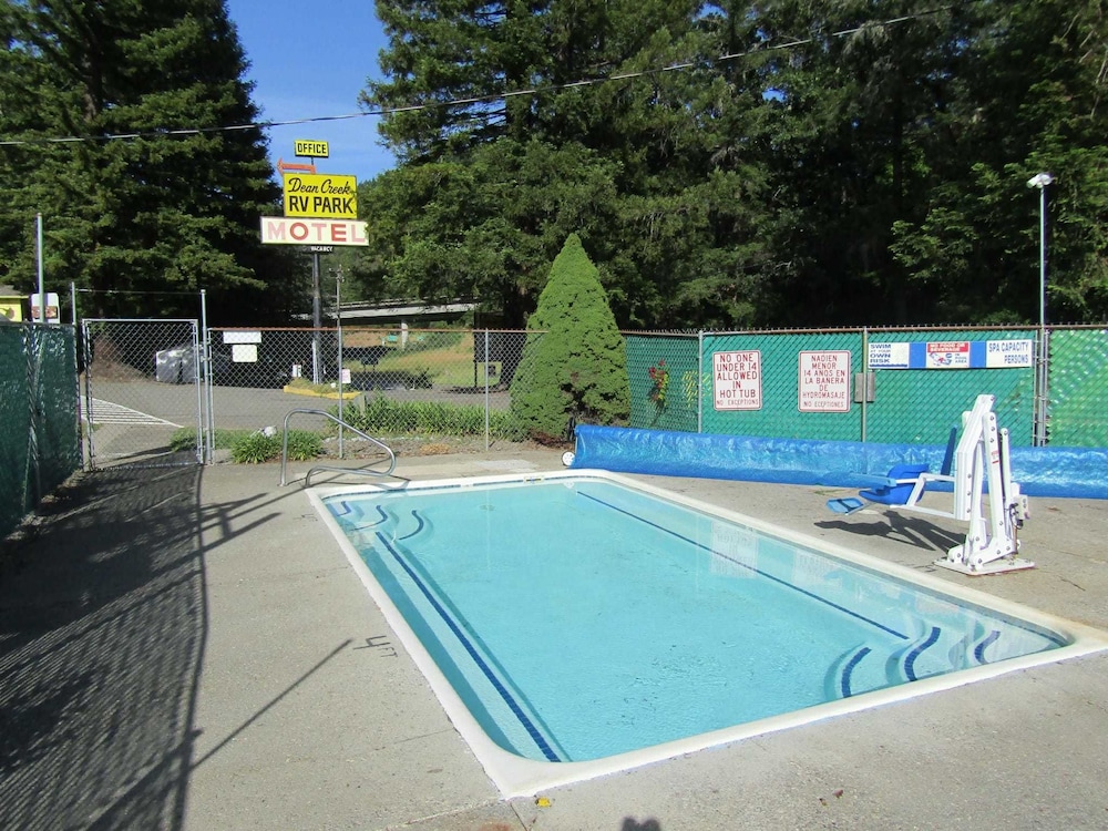 Dean Creek Resort - photo 28