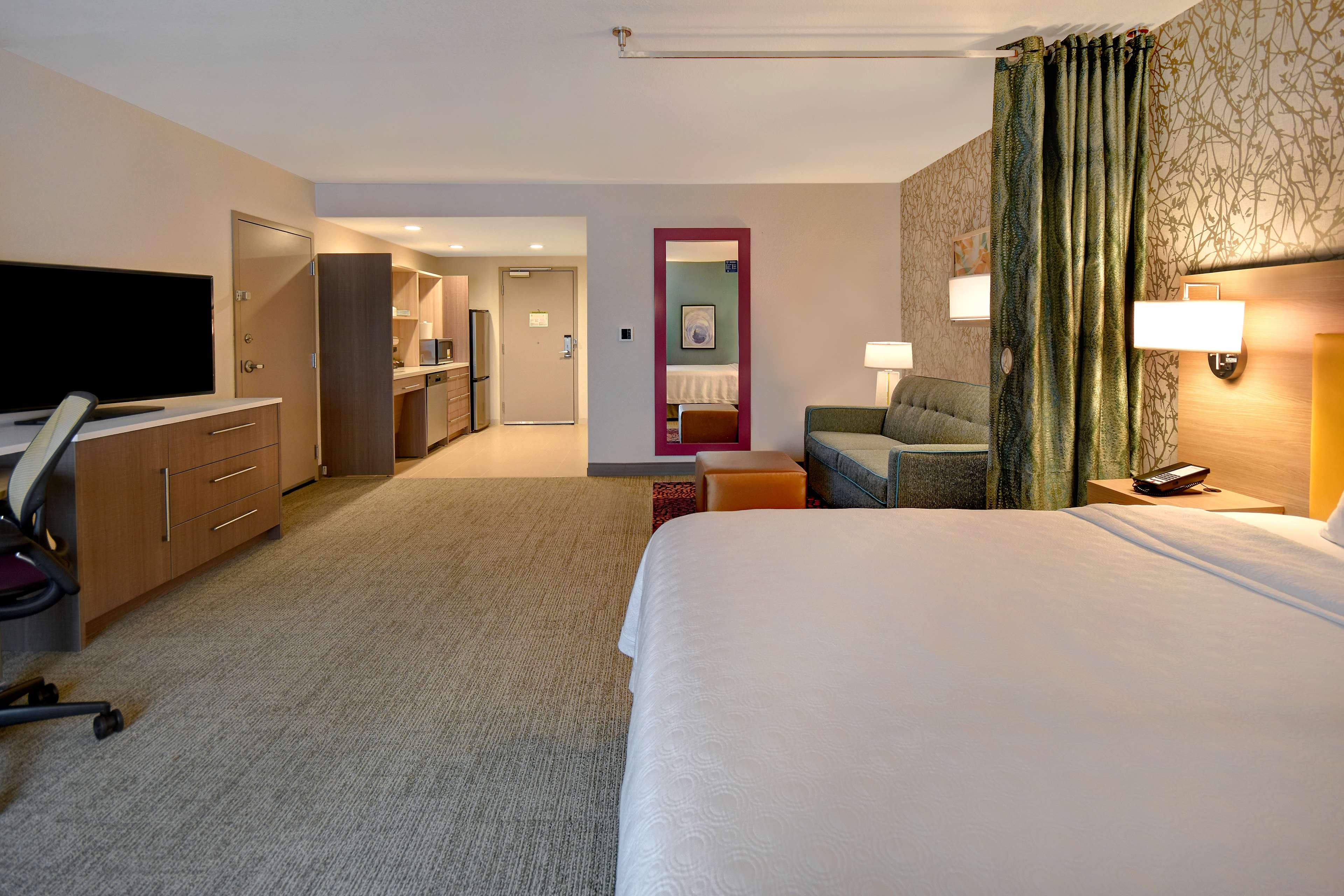 Home2 Suites by Hilton Eau Claire South - photo 30