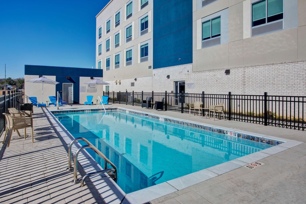 Hampton Inn by Hilton Paris - photo 21