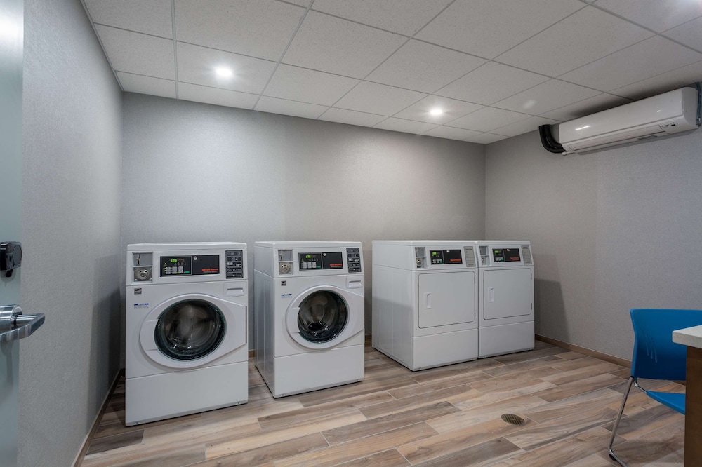Homewood Suites by Hilton Reston - photo 31