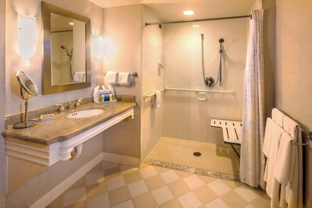 Hilton Philadelphia at Penn's Landing - photo 47