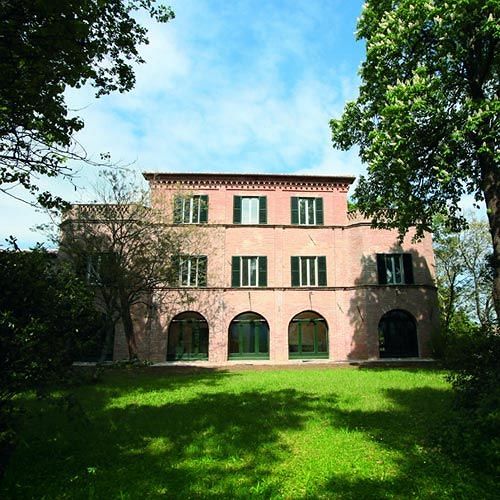 Villa Collepere Country House — 4-Star Luxury Hotel in Matelica, Italy