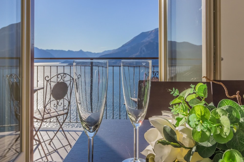 Casa Andrea Varenna in Perledo — 4-Star Luxury Hotel in Perledo, Italy