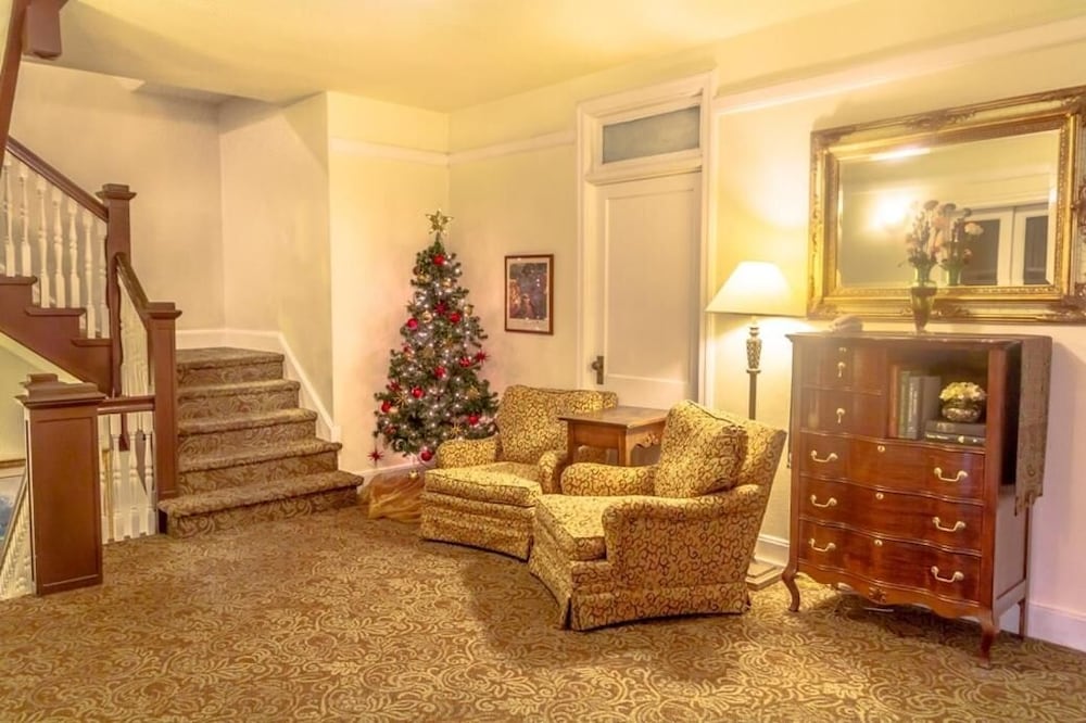 Hassayampa Inn - photo 10