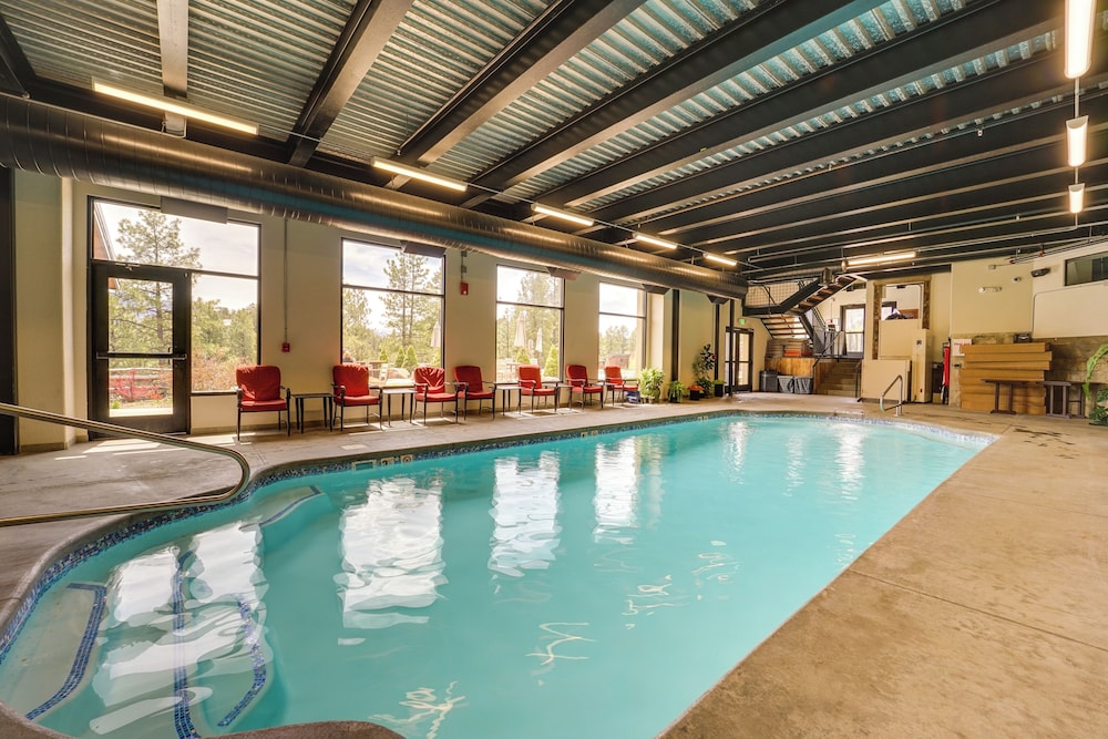 Durango Lofted Studio about 9 Mi to Purgatory Resort in Durango, United States