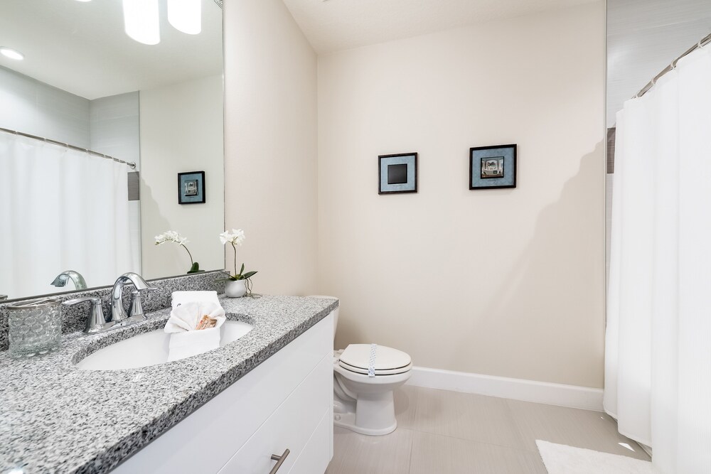 Serenity by VHC Hospitality - photo 15