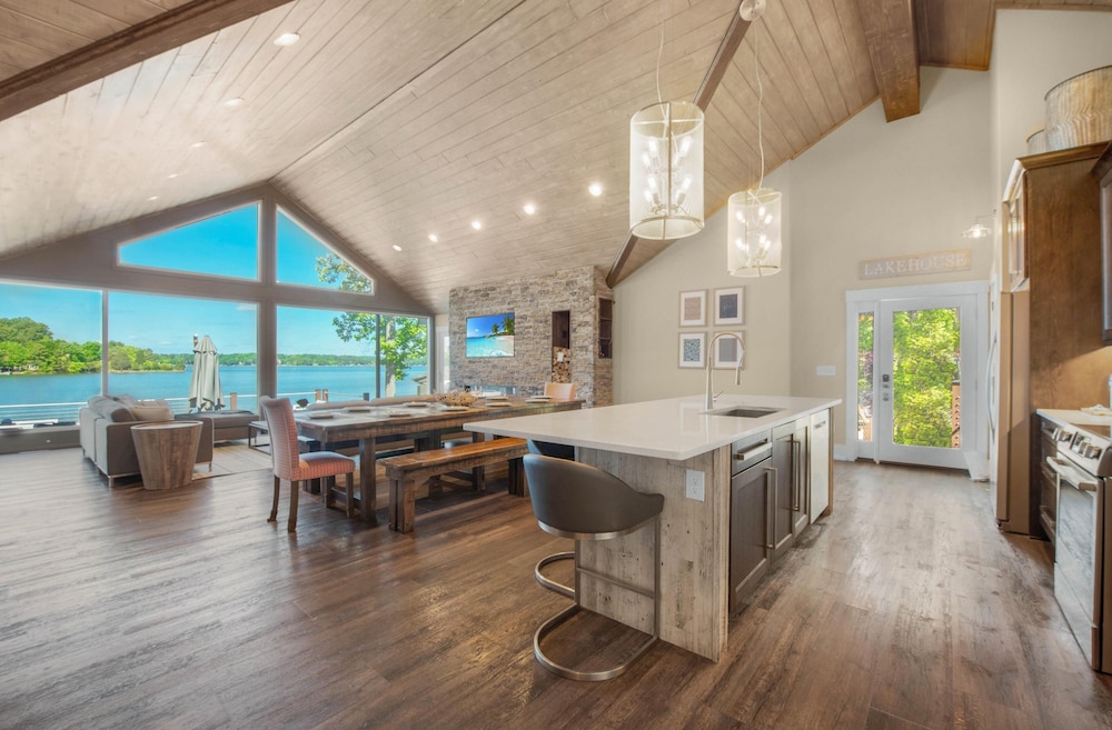 Lake Norman Hideaway - photo 9