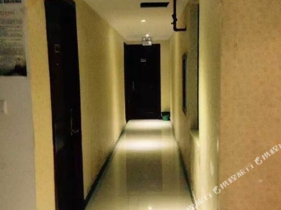 Wanhao Hotel - last minute hotel in Shanghai