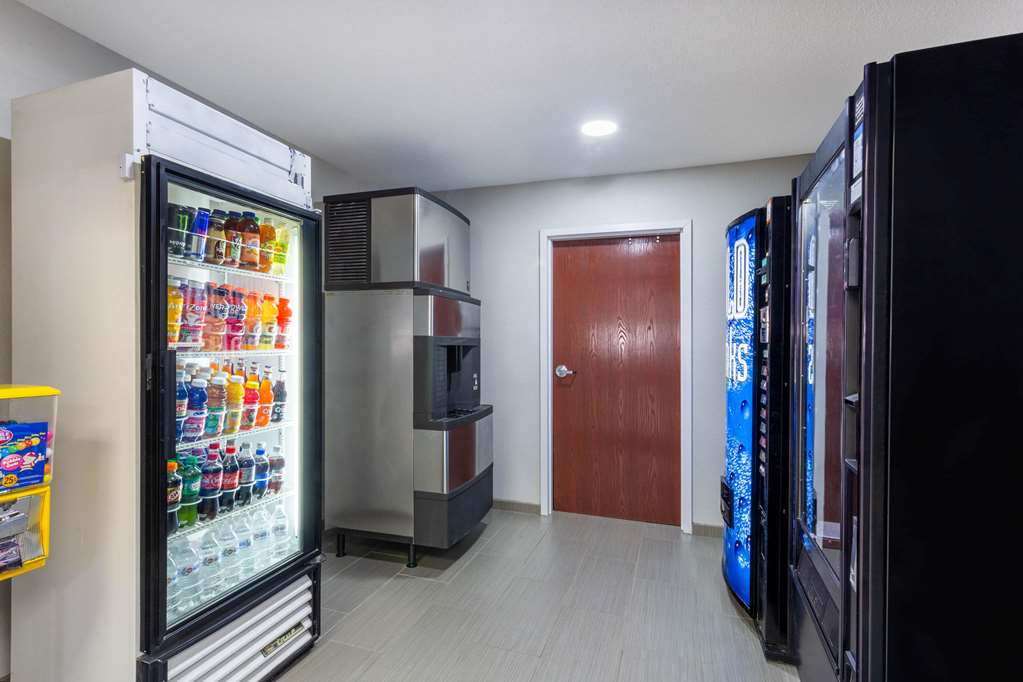 Microtel Inn & Suites by Wyndham Burlington - photo 15