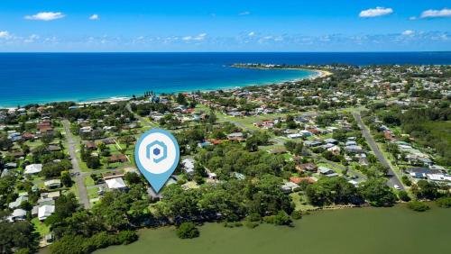 Curleys Outlook I Pet Friendly Waterfront — Culburra Beach