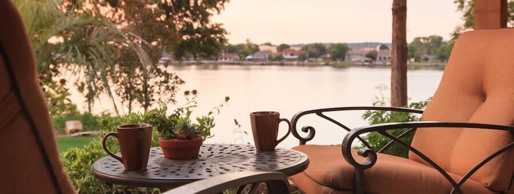 Inn on Lake Granbury a Boutique Hotel - photo 13
