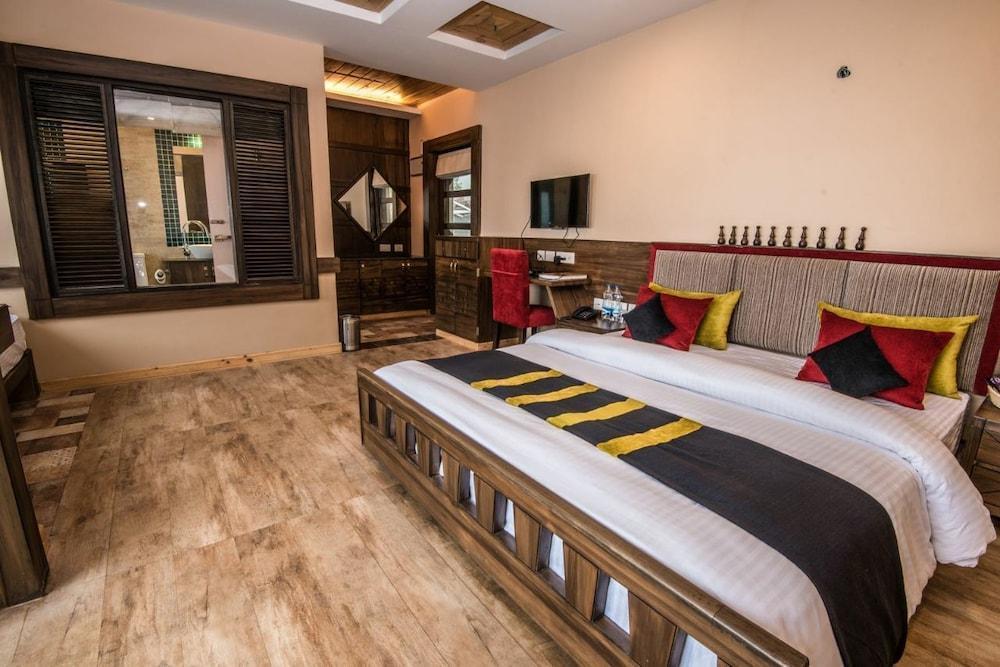 Hotel Hill Retreat — Pelling — photo 3