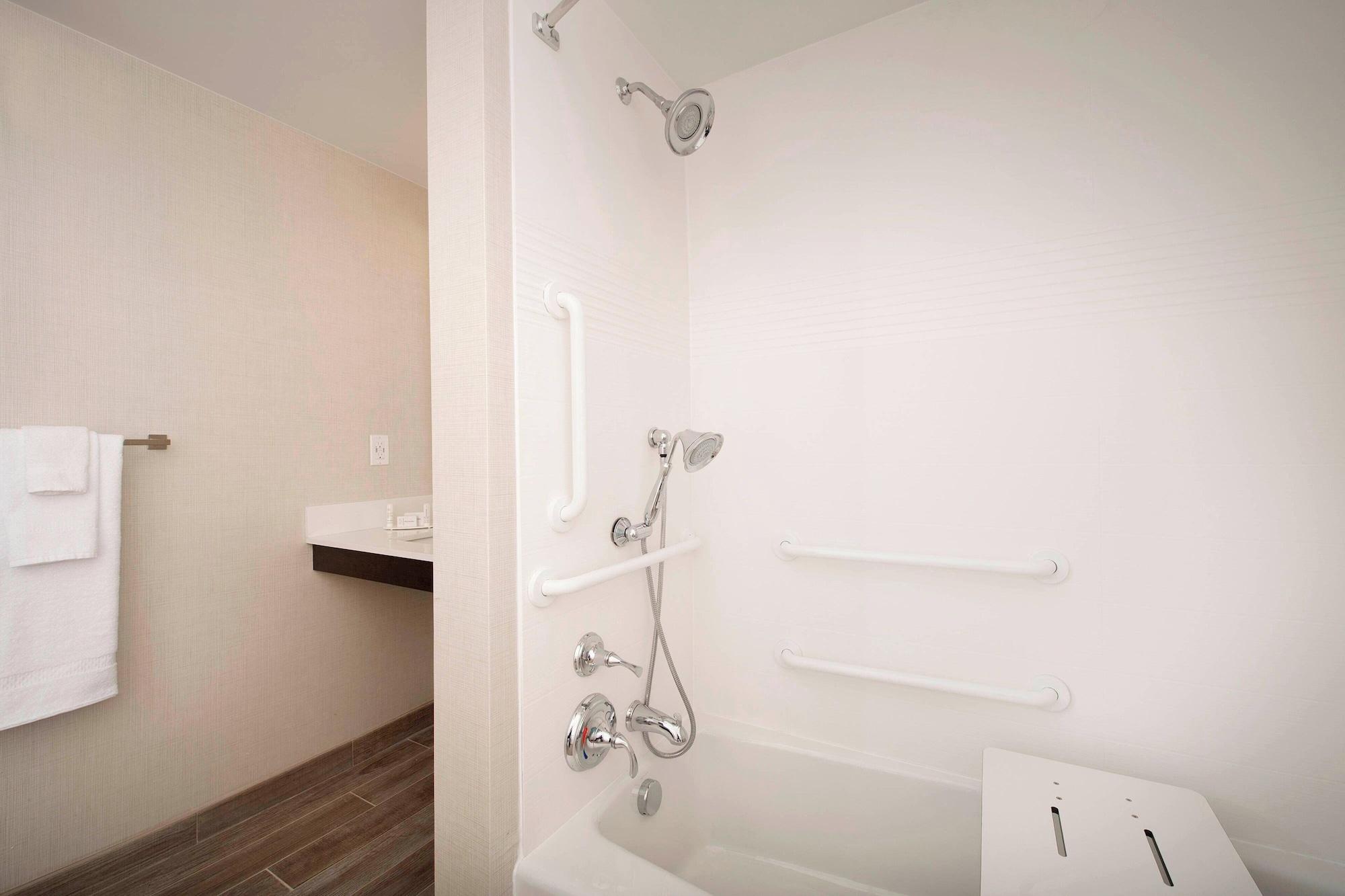 TownePlace Suites by Marriott Alexandria Fort Belvoir - photo 28