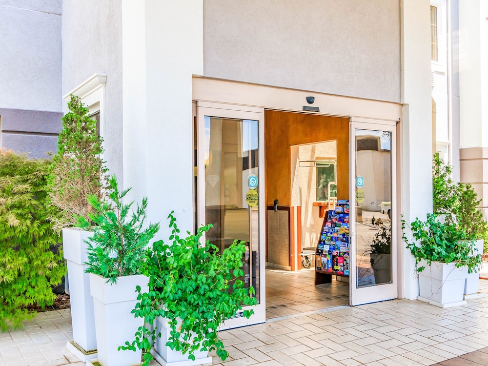 OYO Townhouse Oklahoma City Airport - photo 40