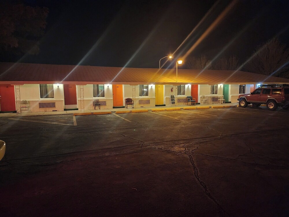 Southwest Motel - photo 36
