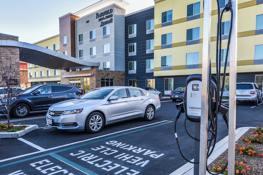 Fairfield Inn & Suites by Marriott Ontario Rancho Cucamonga - photo 34