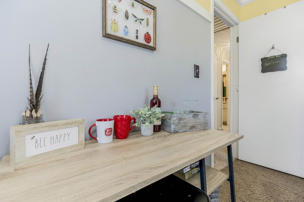 Becky & Marvels 420 Stay - photo 7