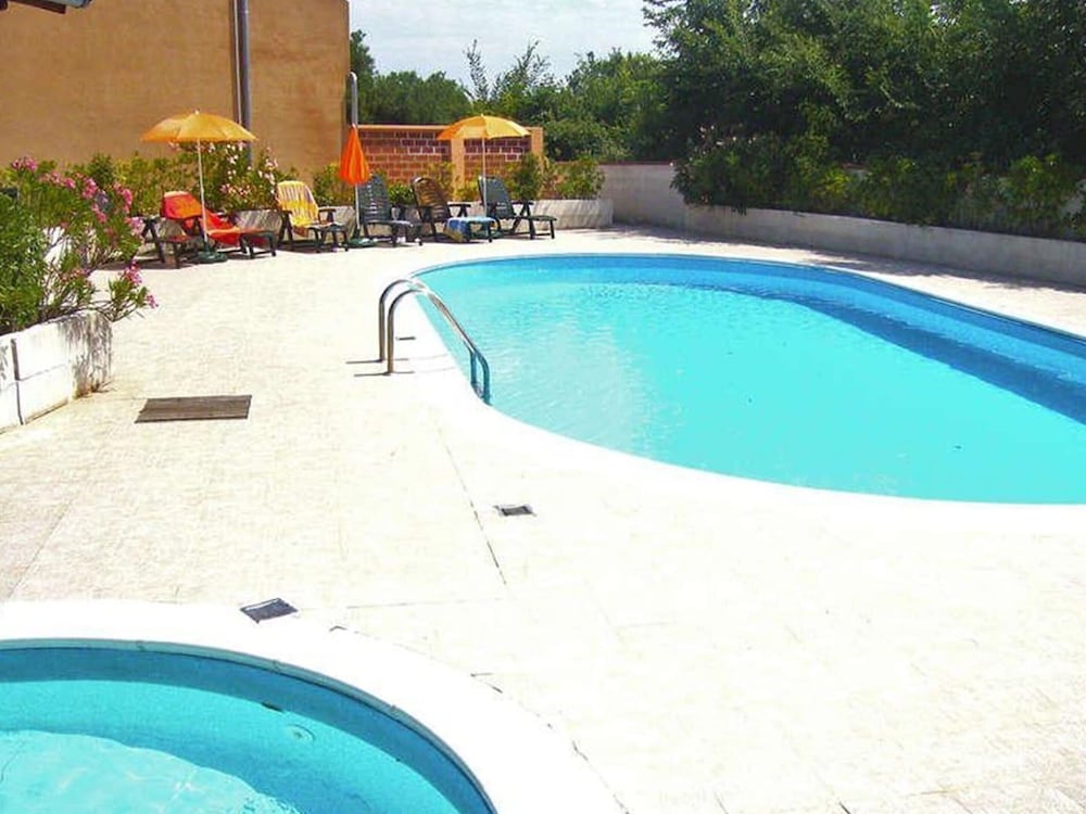 Apartment in Li njan near Bora Beach — 4-Star Luxury Hotel in Liznjan, Croatia