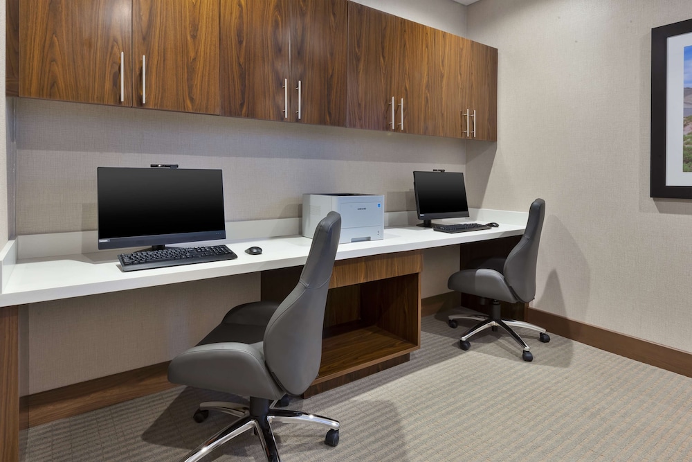 Hampton Inn & Suites Wells - photo 28