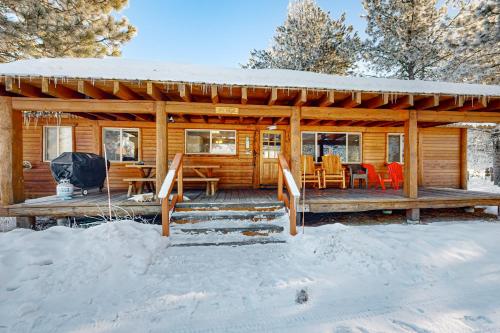 Big Bear Retreat - last minute hotel in Unknown City