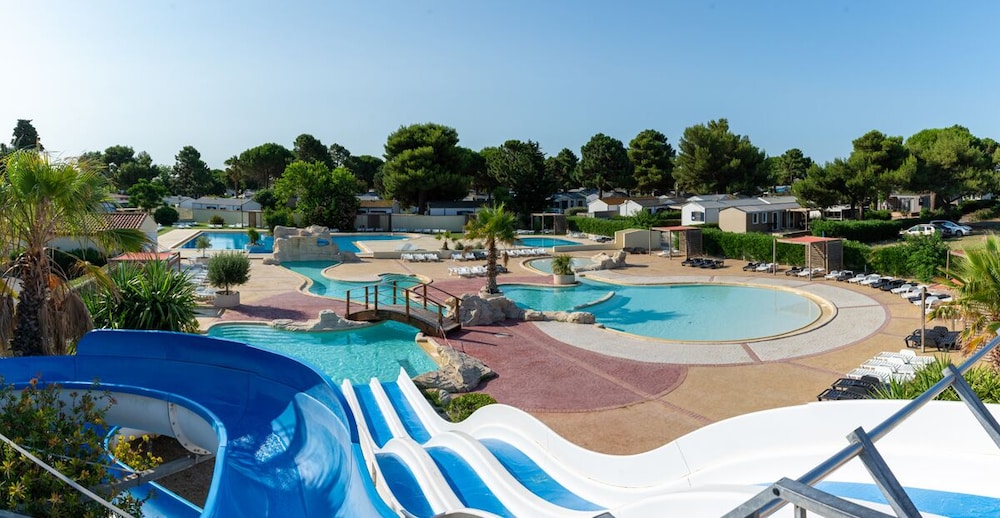 Les Mûriers - last minute hotel in Vendres