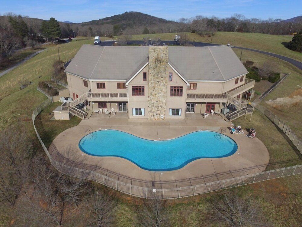 Country Hideaway at Mountain Lakes - photo 2